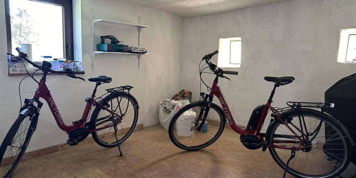 Einfamilienhaus Berschweiler bei Baumholder - 7 Zimmer, 239 m&sup2;, 290.000&euro; | Angebot:25739299