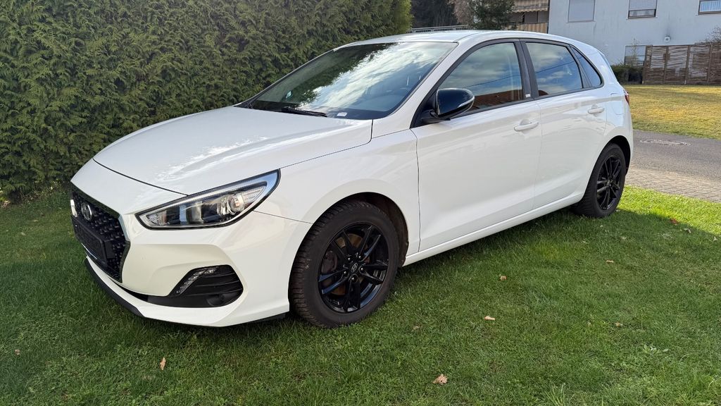 Hyundai i30 83.000 km 12.399 &euro; Freisen 66629