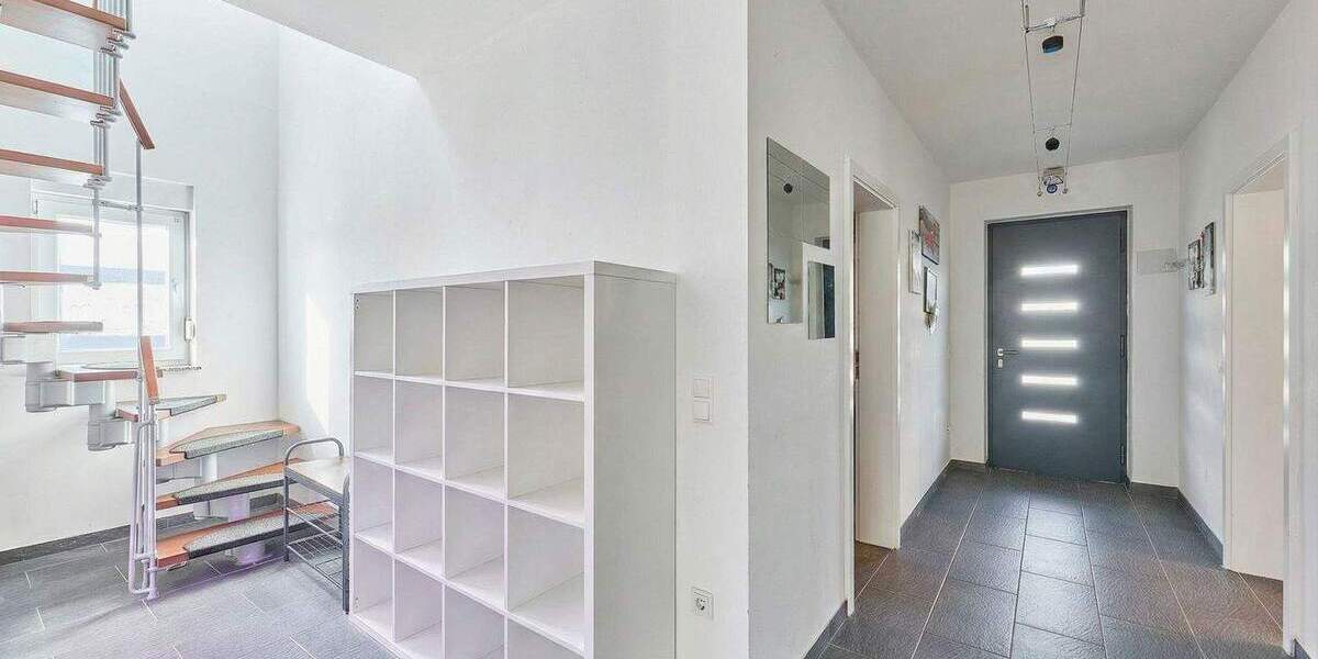 Einfamilienhaus Zweibrücken - 5 Zimmer, 182 m&sup2;, 399.000&euro; | Angebot:25737852