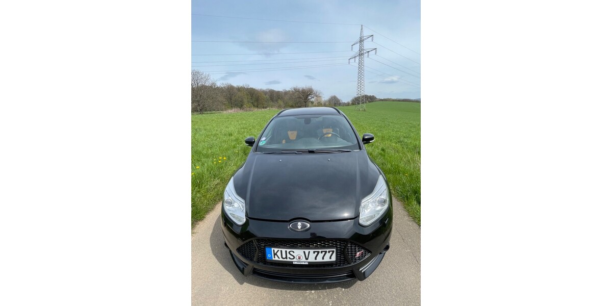 Ford Focus 128.000 km 11.990 &euro; Albessen 66871