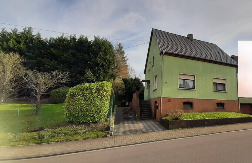 Einfamilienhaus Quierschied / Göttelborn Göttelborn - 5 Zimmer, 144 m&sup2;, 95.000&euro; | Angebot:25940452