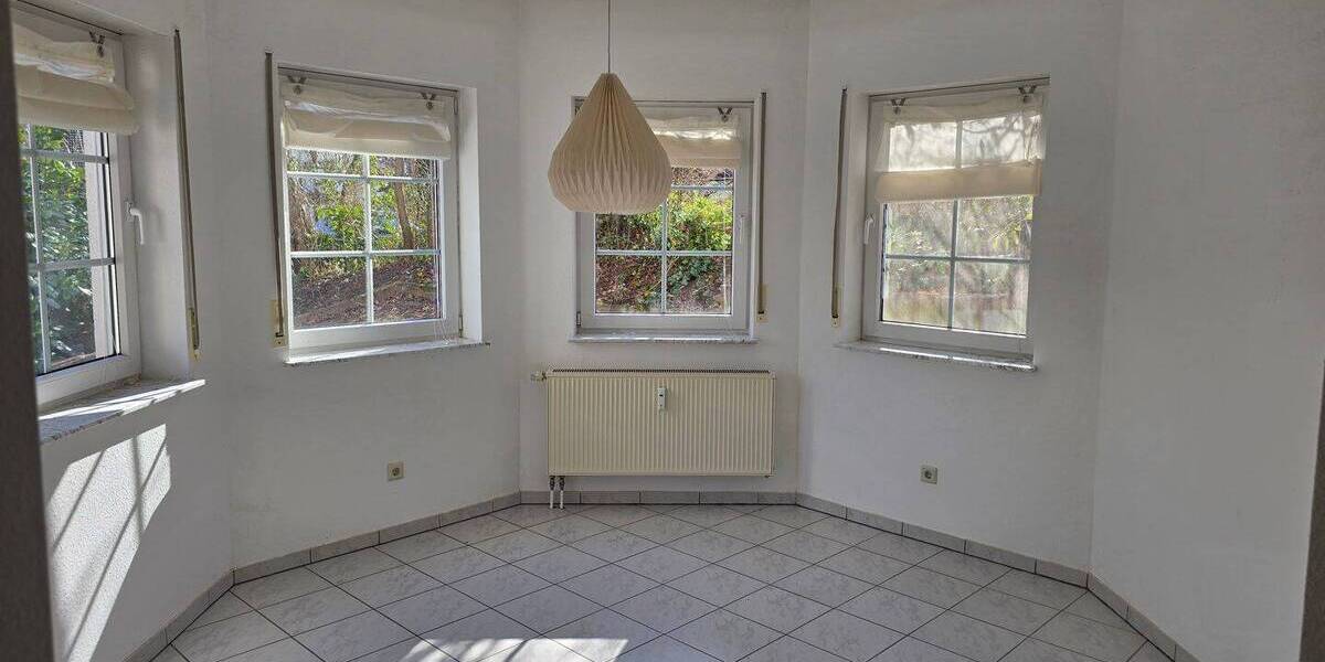 Etagenwohnung Kirkel Kirkel-Neuhäusel - 3 Zimmer, 83 m&sup2;, 205.000&euro; | Angebot:26851806