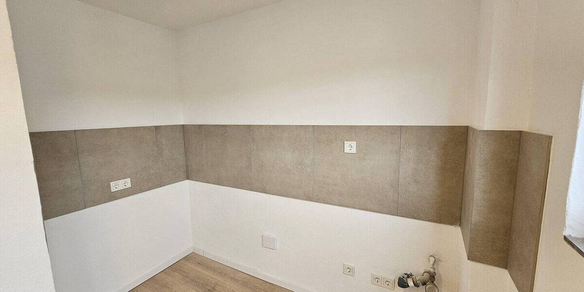 Etagenwohnung Schiffweiler - 3 Zimmer, 61 m&sup2;, 650&euro; | Angebot:26627743