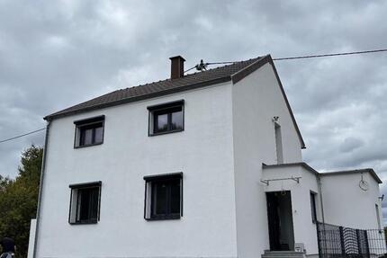 Haus Quierschied - 4.5 Zimmer, 119 m&sup2;, 275.000&euro; | Angebot:23382078