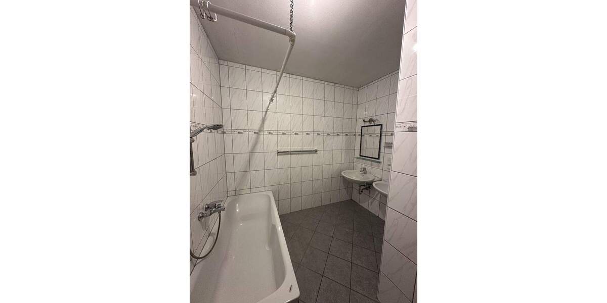 Mehrfamilienhaus, Wohnhaus Kottweiler-Schwanden Schwanden - 1 Zimmer, 395.000&euro; | Angebot:25776851