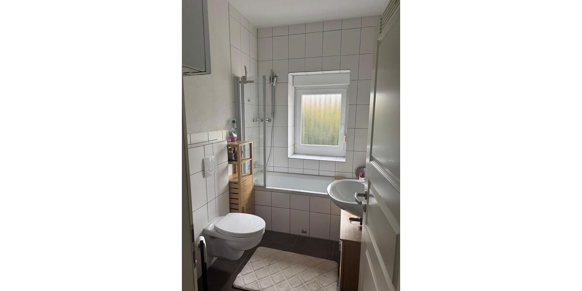 Erdgeschoßwohnung Bexbach - 3 Zimmer, 80 m&sup2;, 790&euro; | Angebot:25963309