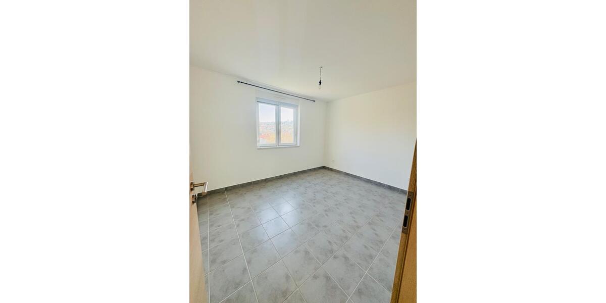 Etagenwohnung Saarbrücken - 3 Zimmer, 85 m&sup2;, 179.900&euro; | Angebot:25656703