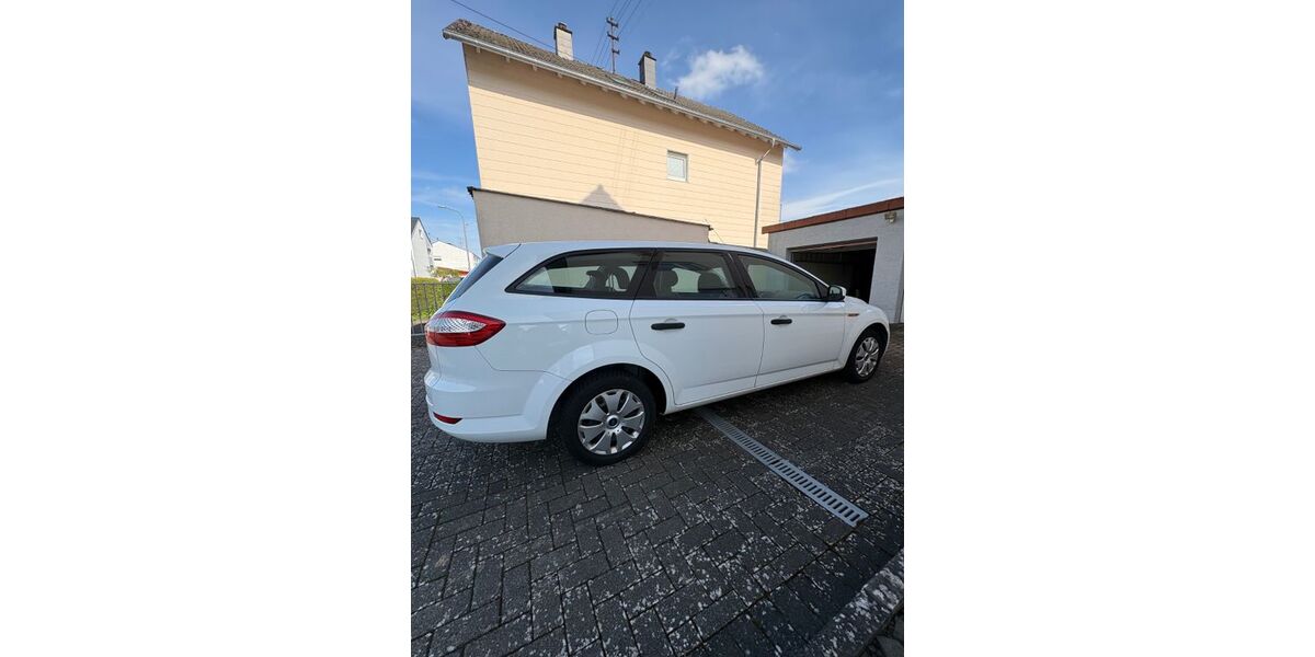 Ford Mondeo 65.500 km 5.400 &euro; Pirmasens 66954