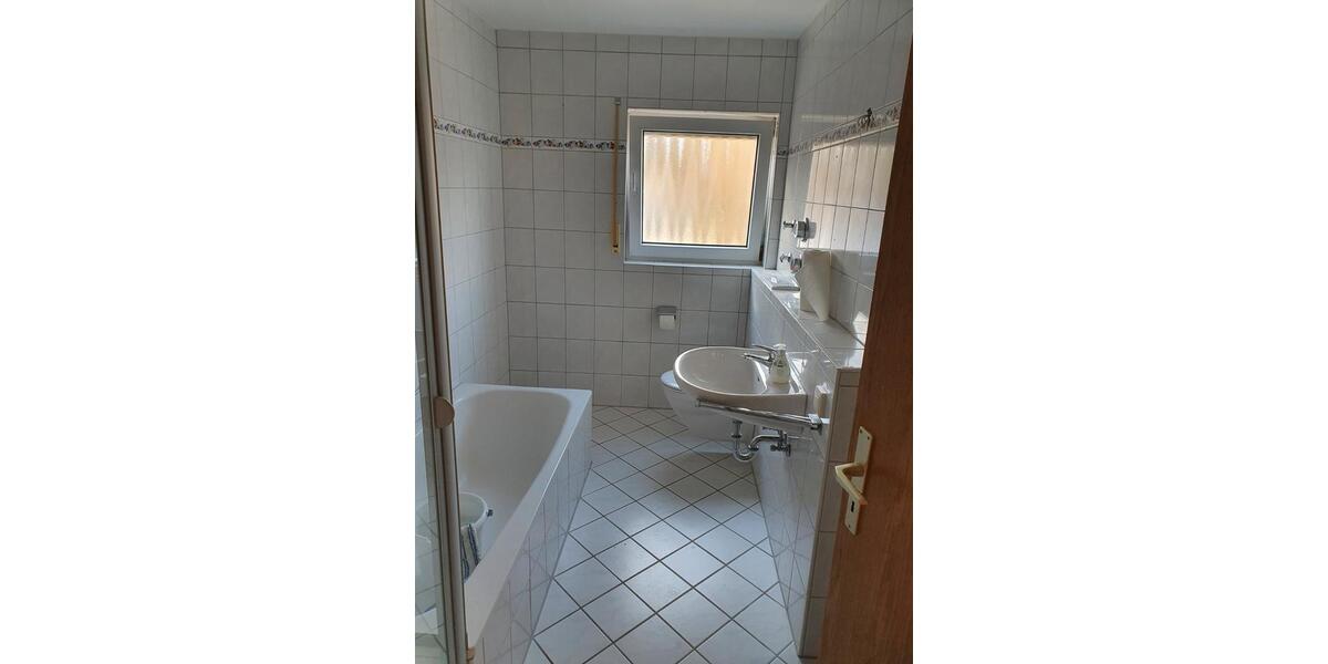 Etagenwohnung Queidersbach - 2 Zimmer, 62 m&sup2;, 800&euro; | Angebot:26024378