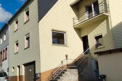 Haus Queidersbach - 7 Zimmer, 184 m&sup2;, 185.000&euro; | Angebot:26048223