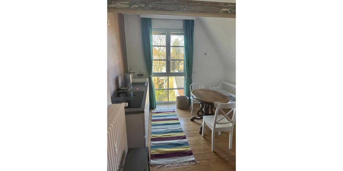 Dachgeschoßwohnung Saarbrücken St. Arnual - 1.5 Zimmer, 45 m&sup2;, 490&euro; | Angebot:25355895