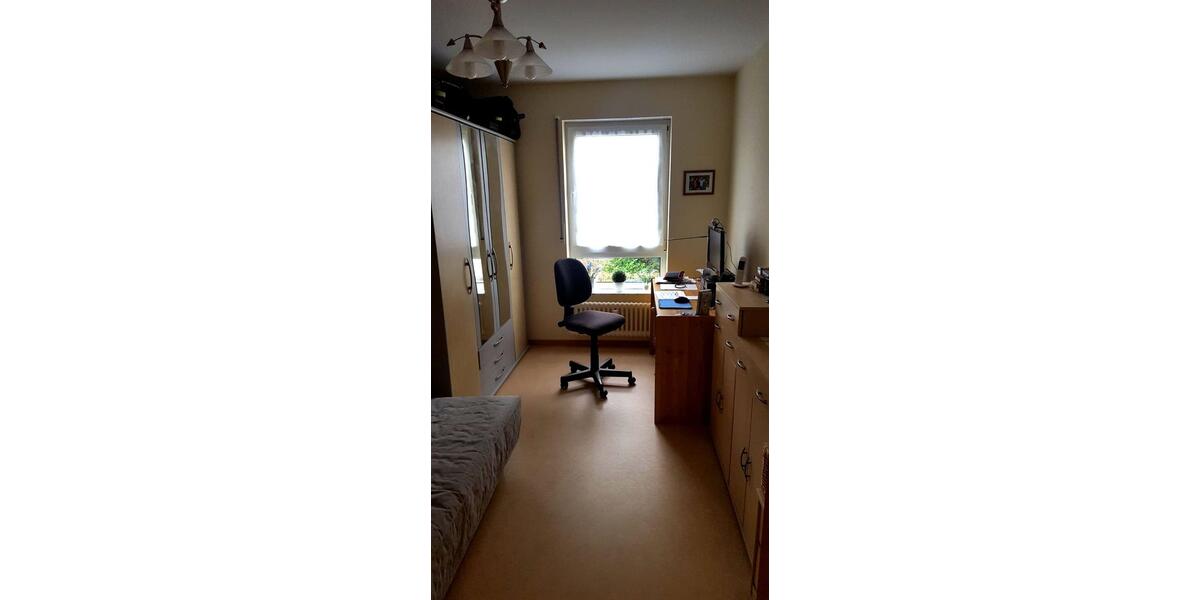 Etagenwohnung Saarbrücken Malstatt - 3 Zimmer, 83 m&sup2;, 700&euro; | Angebot:25971120