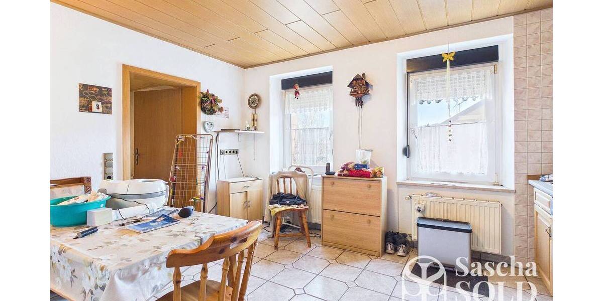 Kleines Handwerkerhaus in Elversberg mit Garten, Terrasse, Stellplatz & beheiztem Partyraum - Reihenendhaus Spiesen-Elversberg Elversberg | Angebot:26055798