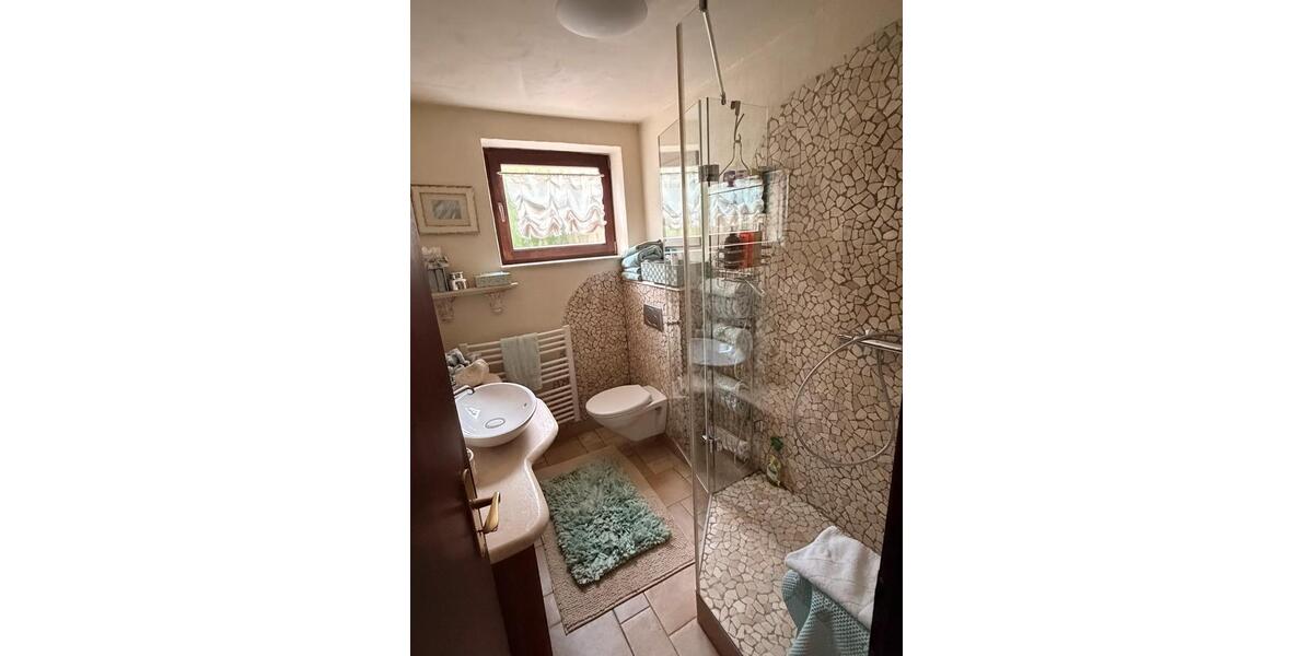 Einfamilienhaus Zweibrücken - 6 Zimmer, 263 m&sup2;, 420.000&euro; | Angebot:25998831