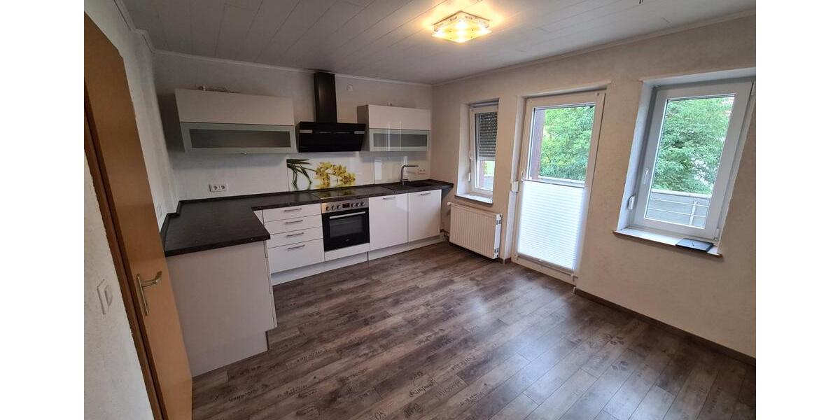 Doppelhaushälfte Illingen - 6 Zimmer, 135 m&sup2;, 200.000&euro; | Angebot:26279838