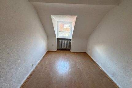 Wohnung Saarbrücken St Johann - 3 Zimmer, 44 m&sup2;, 430&euro; | Angebot:25779823