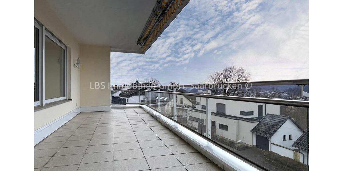 Etagenwohnung Saarbrücken Kieselhumes - 4 Zimmer, 135 m&sup2;, 1.850&euro; | Angebot:25083775