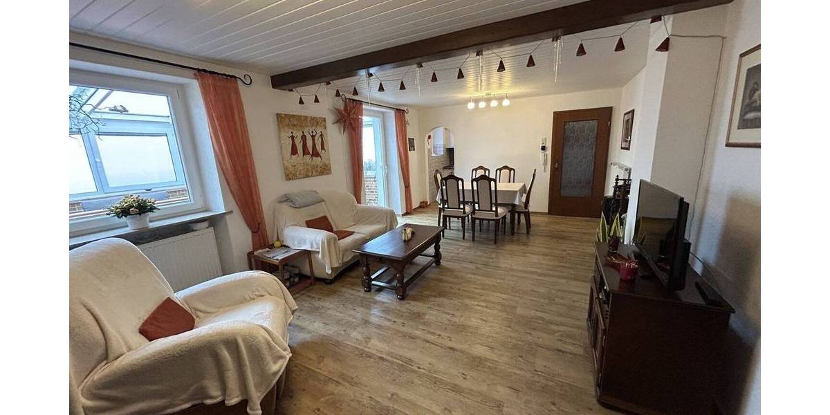 Mehrfamilienhaus, Wohnhaus Blieskastel / Biesingen Biesingen - 6 Zimmer, 179 m&sup2;, 280.000&euro; | Angebot:25912939