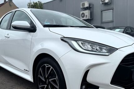Toyota Yaris 125.000 km 14.800 &euro; Saarbrücken-Altenkessel 66126