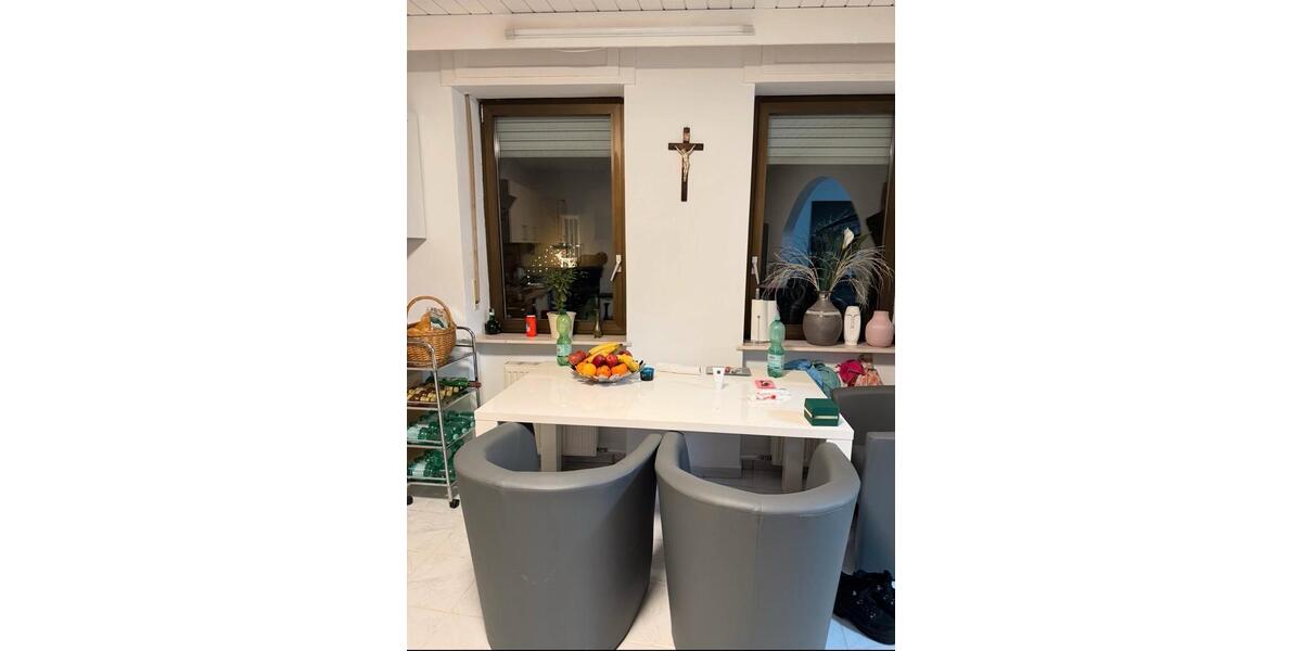 Etagenwohnung Sankt Ingbert - 10 Zimmer, 245 m&sup2;, 336.000&euro; | Angebot:24572206