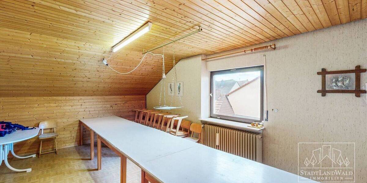 Einfamilienhaus Vinningen - 8 Zimmer, 204 m&sup2;, 249.875&euro; | Angebot:25835017