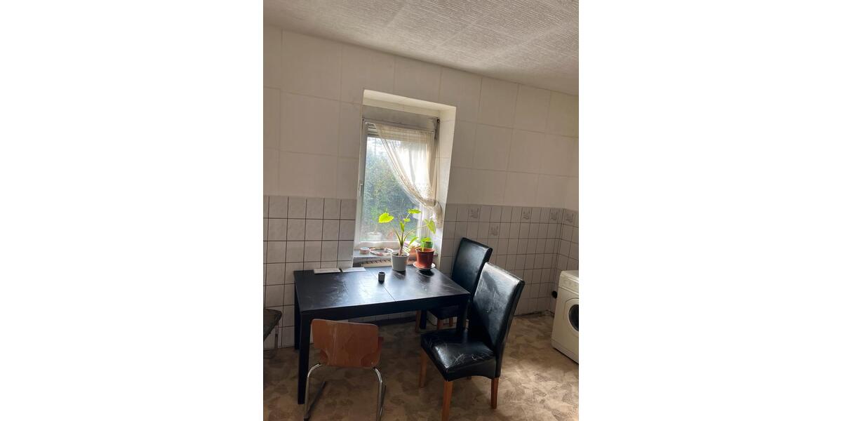 Etagenwohnung Saarbrücken - 1 Zimmer, 35 m&sup2;, 381&euro; | Angebot:25972115
