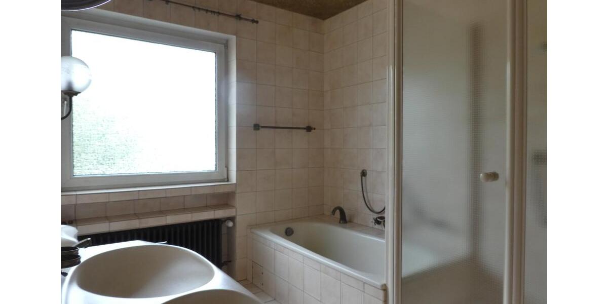 Reihenhaus Saarbrücken Brebach-Fechingen - 6 Zimmer, 195 m&sup2;, 348.000&euro; | Angebot:27166522