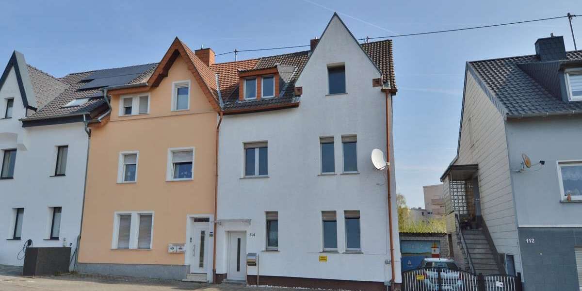 Einfamilienhaus Saarbrücken Dudweiler - 5 Zimmer, 150 m&sup2;, 180.000&euro; | Angebot:23669700
