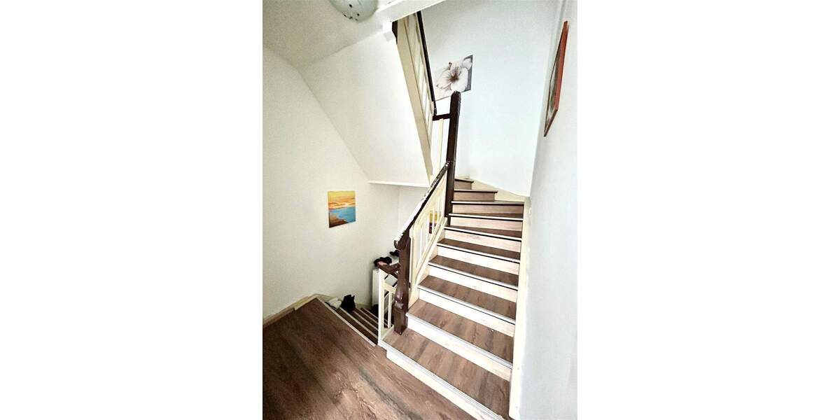 Mehrfamilienhaus, Wohnhaus Merchweiler - 5 Zimmer, 130 m&sup2;, 125.000&euro; | Angebot:25745737