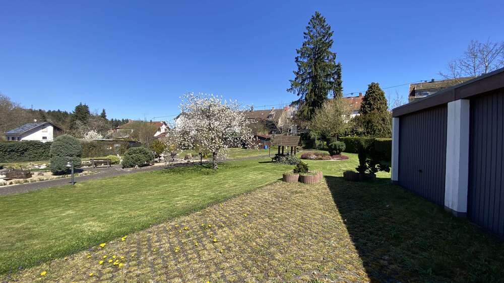 Einfamilienhaus Neunkirchen Heinitz - 7 Zimmer, 275 m&sup2;, 449.000&euro; | Angebot:20222914