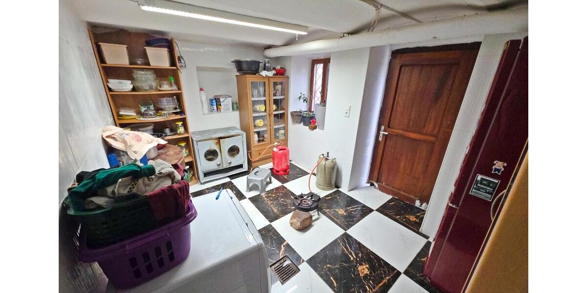 Reihenhaus Saarbrücken St. Arnual - 8 Zimmer, 170 m&sup2;, 290.000&euro; | Angebot:26114552