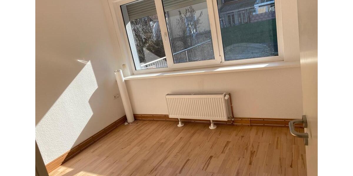 Einfamilienhaus Saarbrücken St. Arnual - 2.5 Zimmer, 63 m&sup2;, 695&euro; | Angebot:25538711