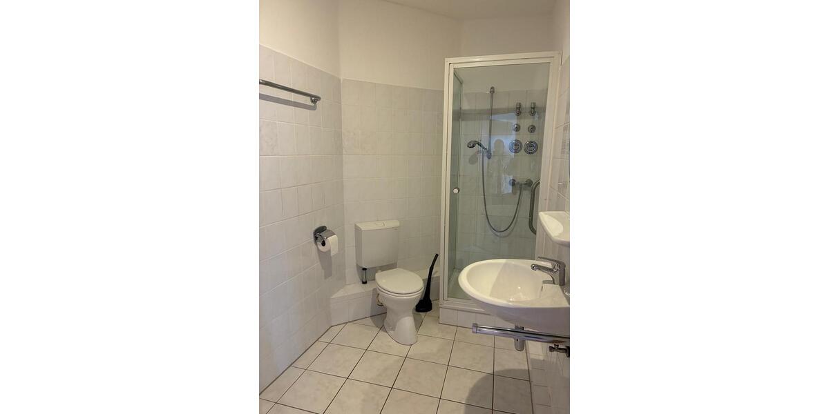 Dachgeschoßwohnung Pirmasens - 2 Zimmer, 45 m&sup2;, 650&euro; | Angebot:24976888