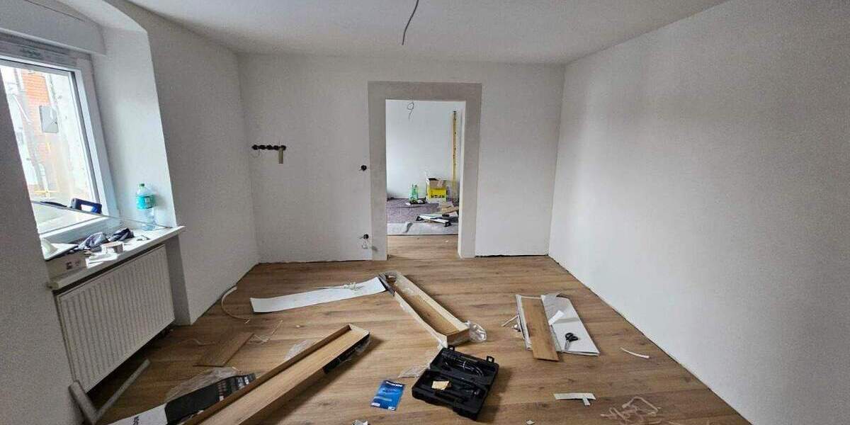 Einfamilienhaus Schiffweiler Landsweiler - 5 Zimmer, 128 m&sup2;, 195.000&euro; | Angebot:25702884