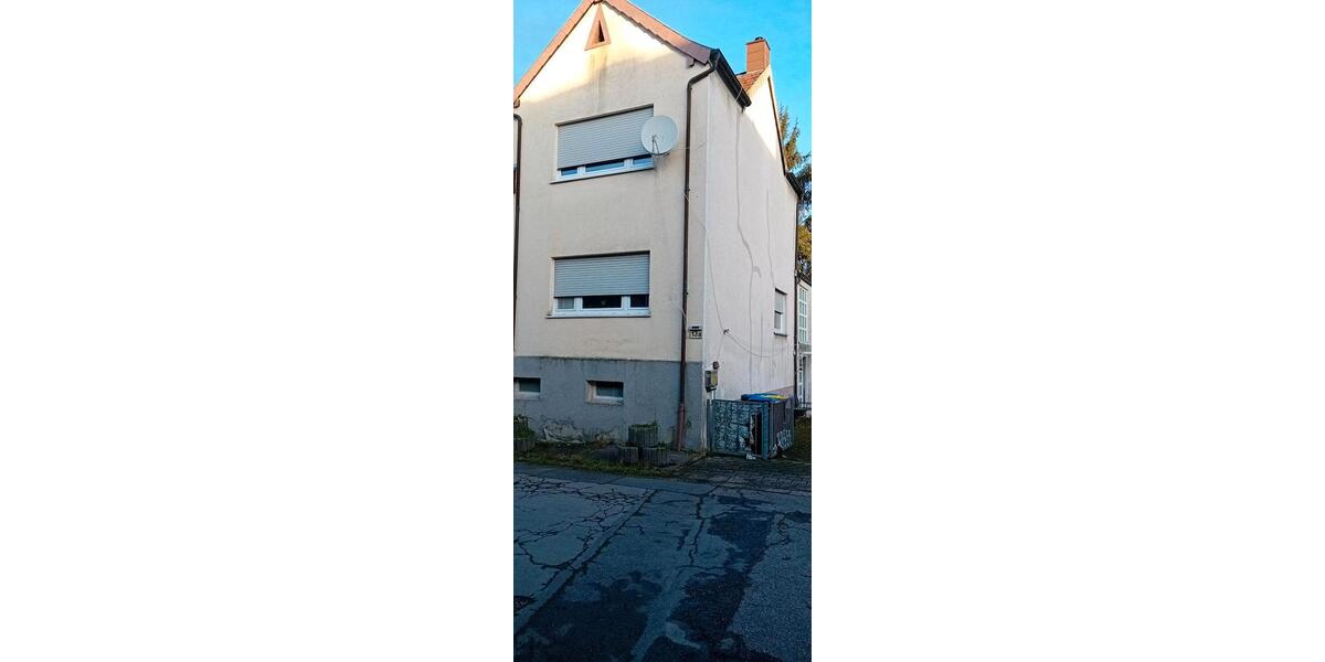 Doppelhaushälfte Quierschied - 6 Zimmer, 160 m&sup2;, 135.000&euro; | Angebot:17966492