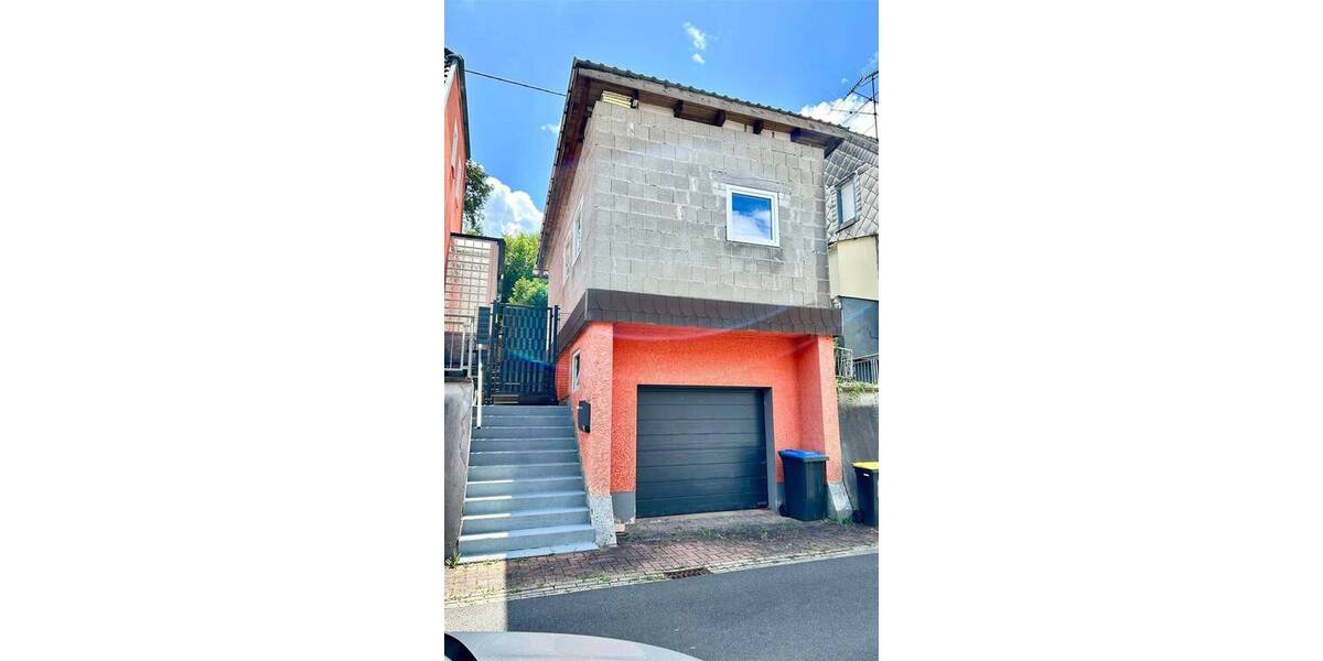 Mehrfamilienhaus, Wohnhaus Merchweiler Wemmetsweiler - 4 Zimmer, 100 m&sup2;, 193.000&euro; | Angebot:25701151