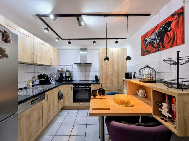 2-Familienhaus mit attraktiver Gewerbefläche in prominenter Lage - Mehrfamilienhaus, Wohnhaus Homburg | Angebot:27003328