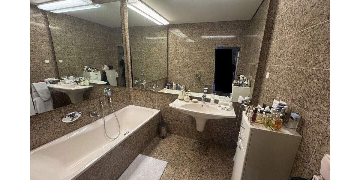 Etagenwohnung Saarbrücken Alt-Saarbrücken - 3 Zimmer, 103 m&sup2;, 335.000&euro; | Angebot:25705106