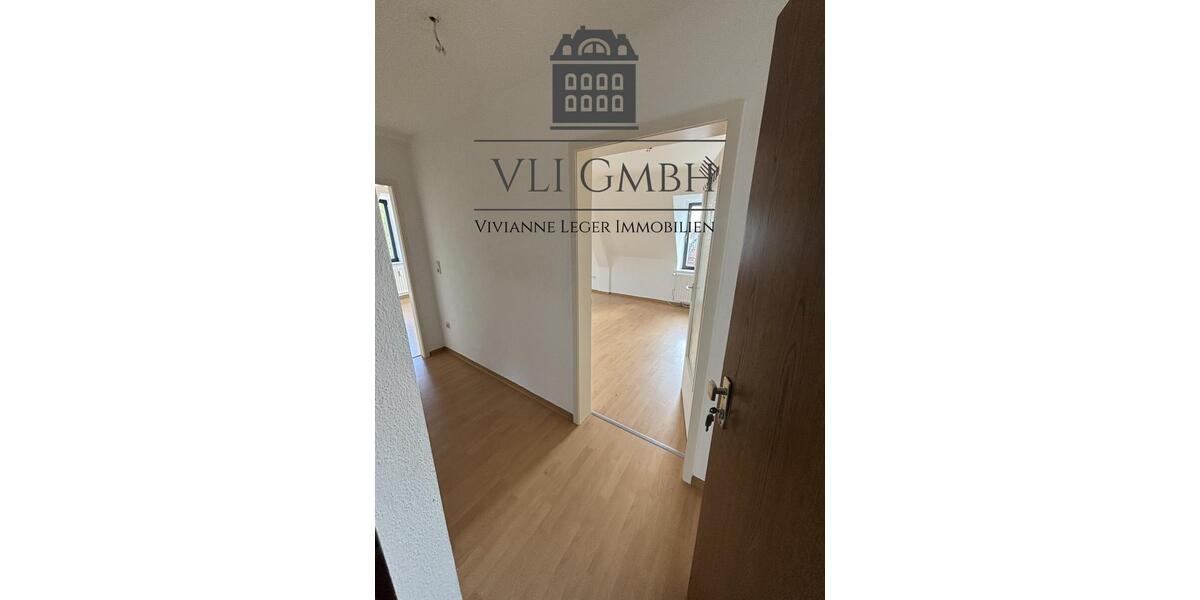 Dachgeschoßwohnung Saarbrücken - 1 Zimmer, 75 m&sup2;, 680&euro; | Angebot:25906340