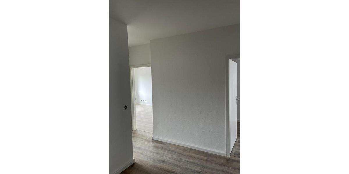 Etagenwohnung Saarbrücken Dudweiler - 6 Zimmer, 108 m&sup2;, 780&euro; | Angebot:25870378