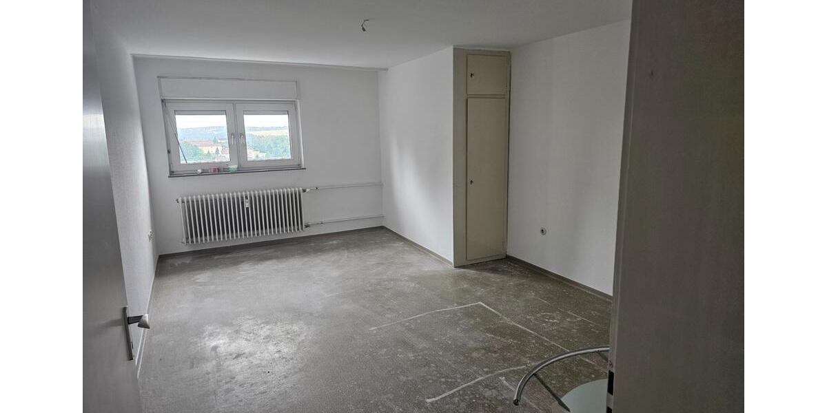 Etagenwohnung Pirmasens - 3 Zimmer, 73 m&sup2;, 350&euro; | Angebot:25228705