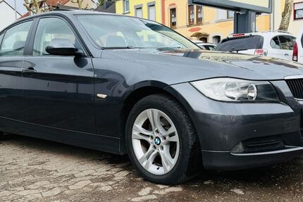 BMW 318 235.000 km 5.400 &euro; Saarbrücken 66115