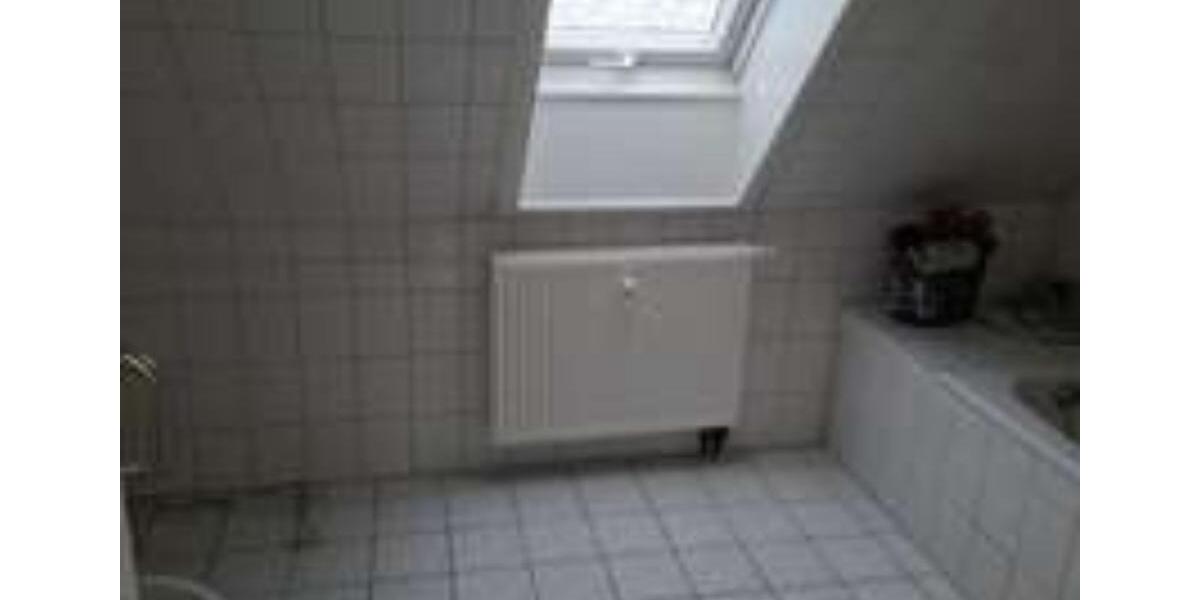 Dachgeschoßwohnung Pirmasens Niedersimten - 2 Zimmer, 65 m&sup2;, 440&euro; | Angebot:25650815