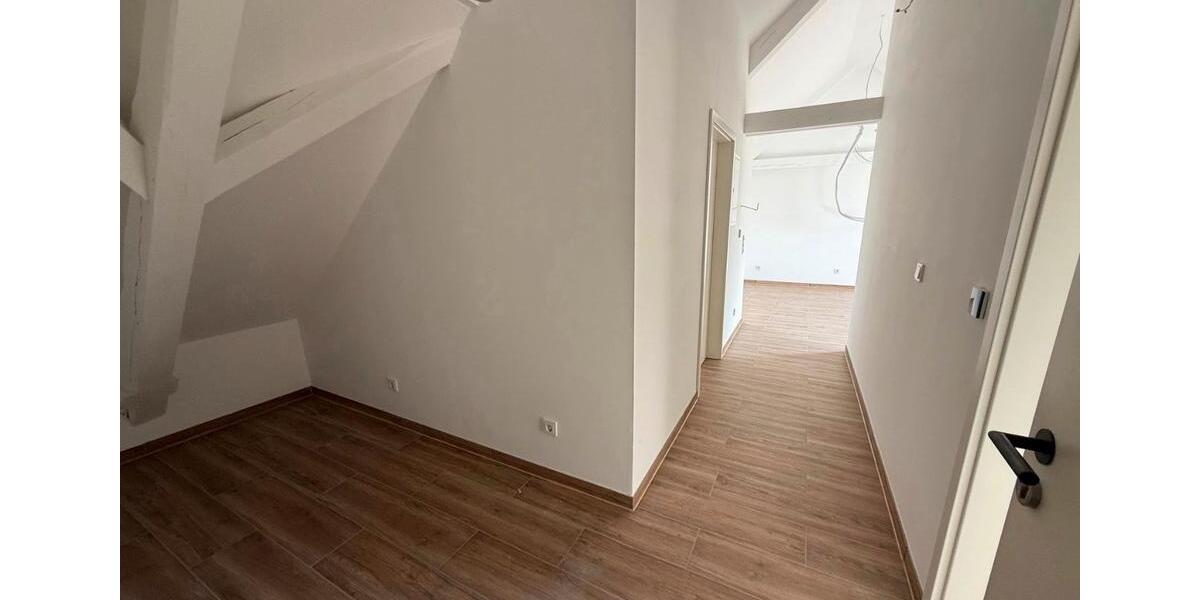 Dachgeschoßwohnung Zweibrücken - 2 Zimmer, 45 m&sup2;, 99.000&euro; | Angebot:26930854