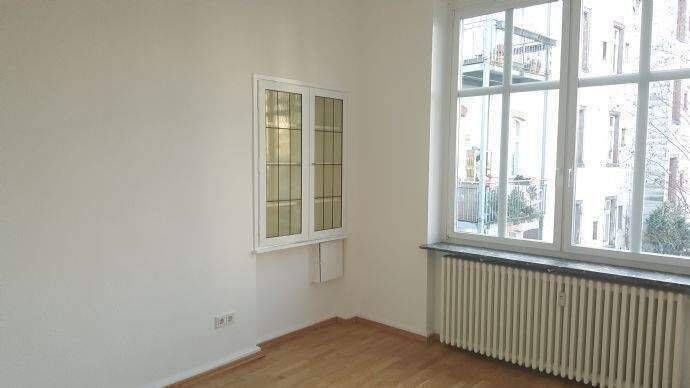 Etagenwohnung Saarbrücken Alt-Saarbrücken - 5 Zimmer, 156 m&sup2;, 1.300&euro; | Angebot:26908571