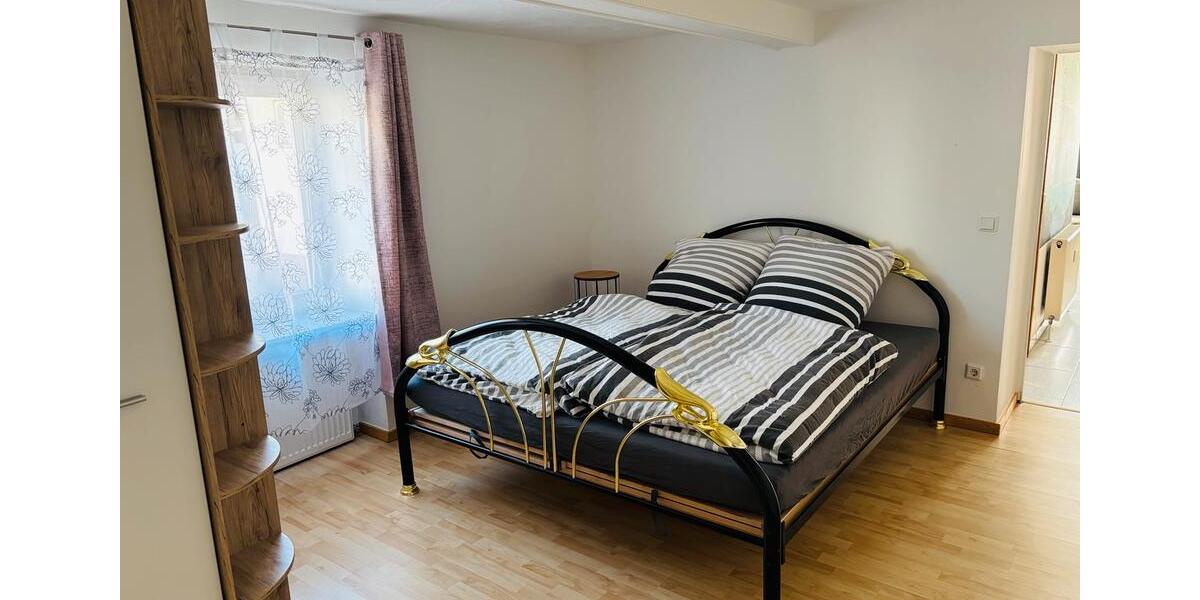 Etagenwohnung Bechhofen - 4 Zimmer, 96 m&sup2;, 1.500&euro; | Angebot:25255641