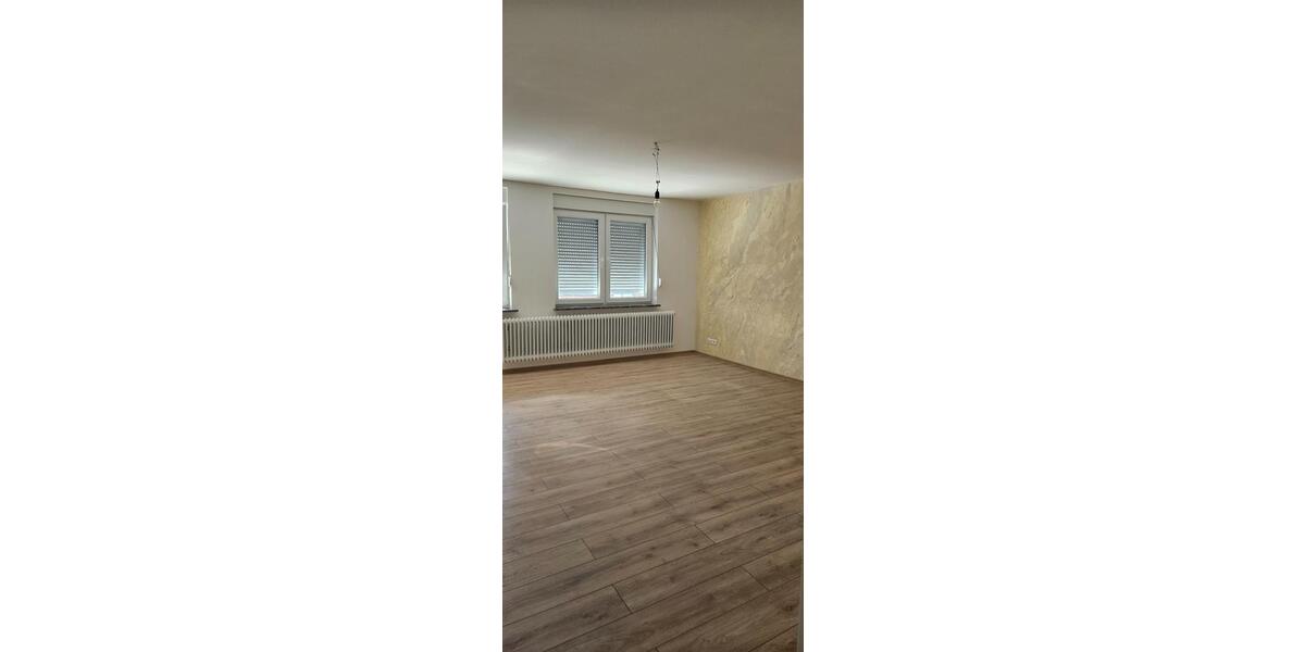 Etagenwohnung Pirmasens - 3 Zimmer, 95 m&sup2;, 950&euro; | Angebot:25724583