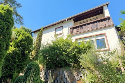 Potenzialstarkes Sanierungsobjekt: Freistehendes Ein- oder Zweifamilienhaus in Waldfischbach - Haus Waldfischbach-Burgalben Rheinland-Pfalz | Angebot:27178787