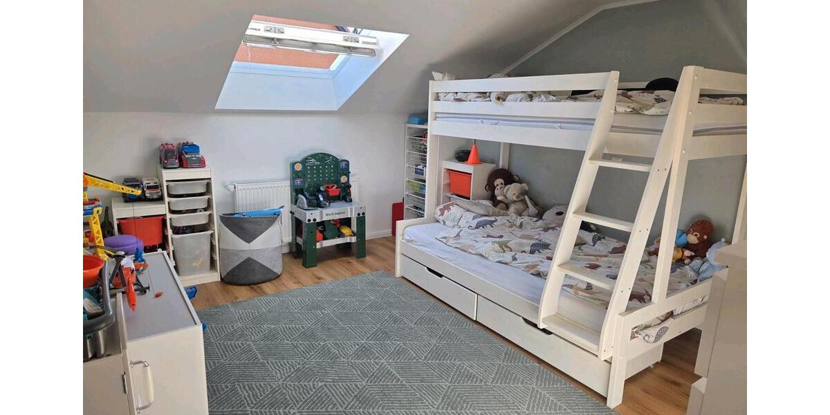 Dachgeschoßwohnung Bruchmühlbach-Miesau Miesau - 4 Zimmer, 108 m&sup2;, 215.000&euro; | Angebot:25804517