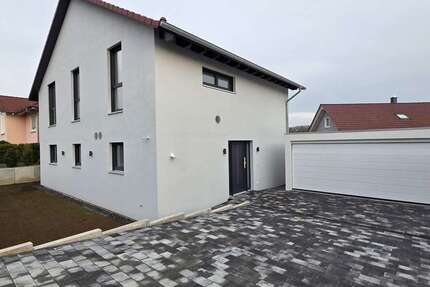 Haus Ramstein-Miesenbach / Miesenbach Miesenbach - 4 Zimmer, 169 m&sup2;, 3.500&euro; | Angebot:22834170